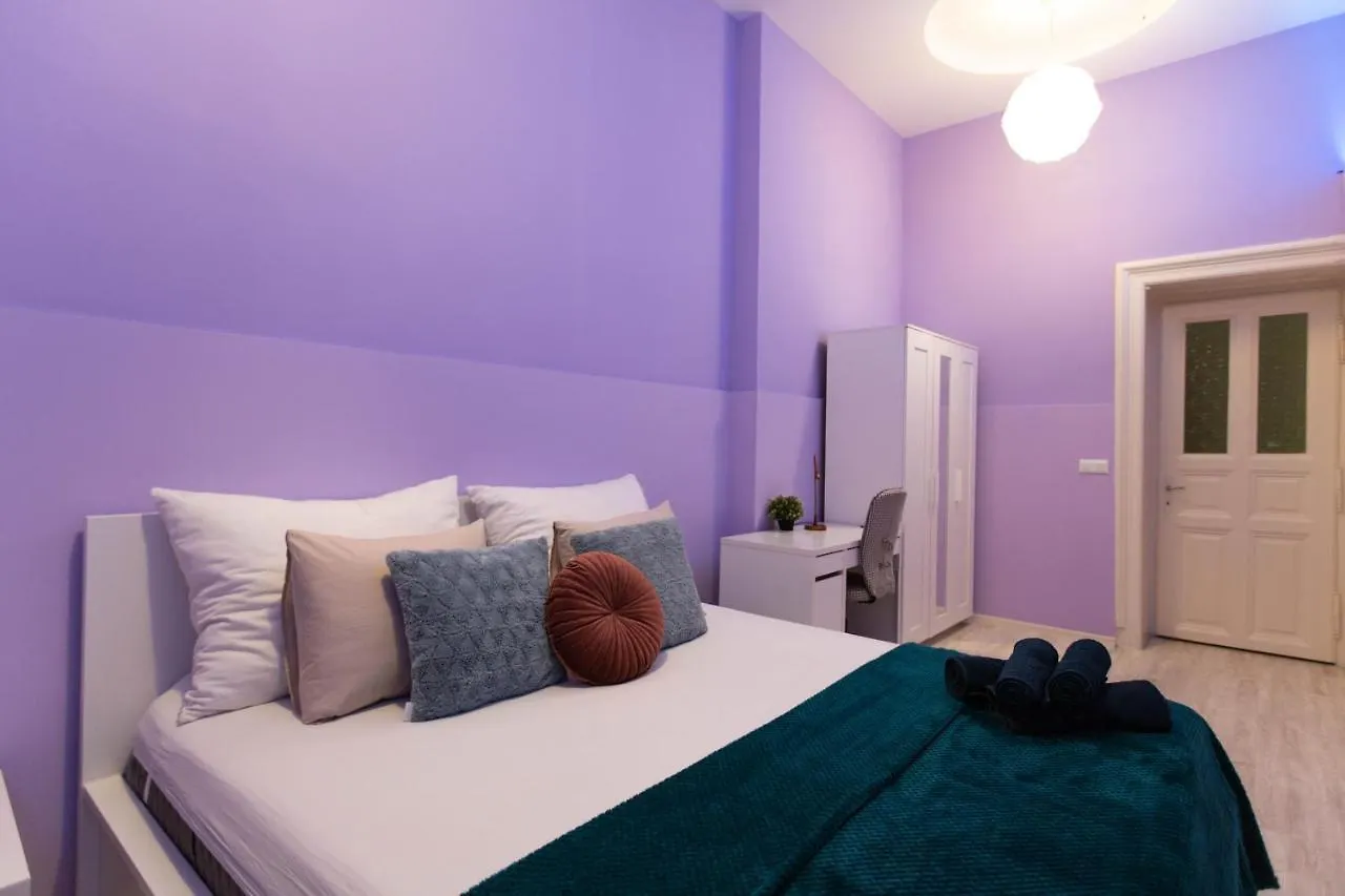 Appartamento Harmony Residency - 4 Bedrooms Budapest